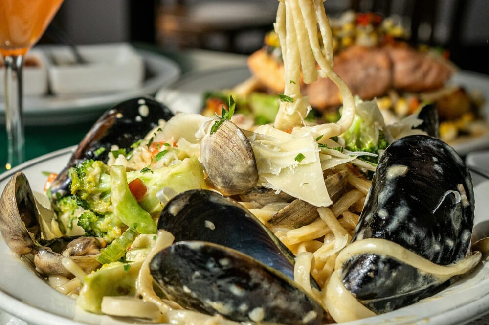 Pasta cozze e pecorino pronta